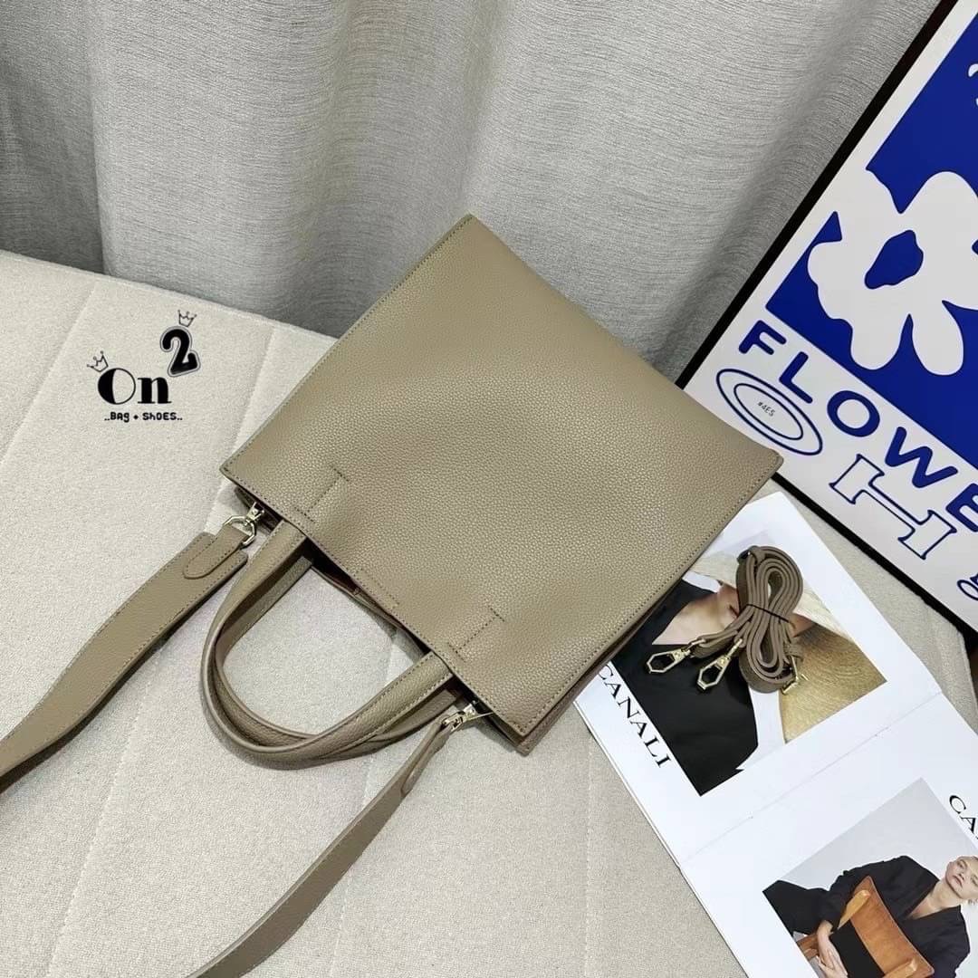 Classic Working PU Bag ▪️กระเป๋าถือ &สะพายข้าง วัสดุเป็นหนัง PU Premium มีสายยาวให้ 2 เส้น ทรงสวยมากก