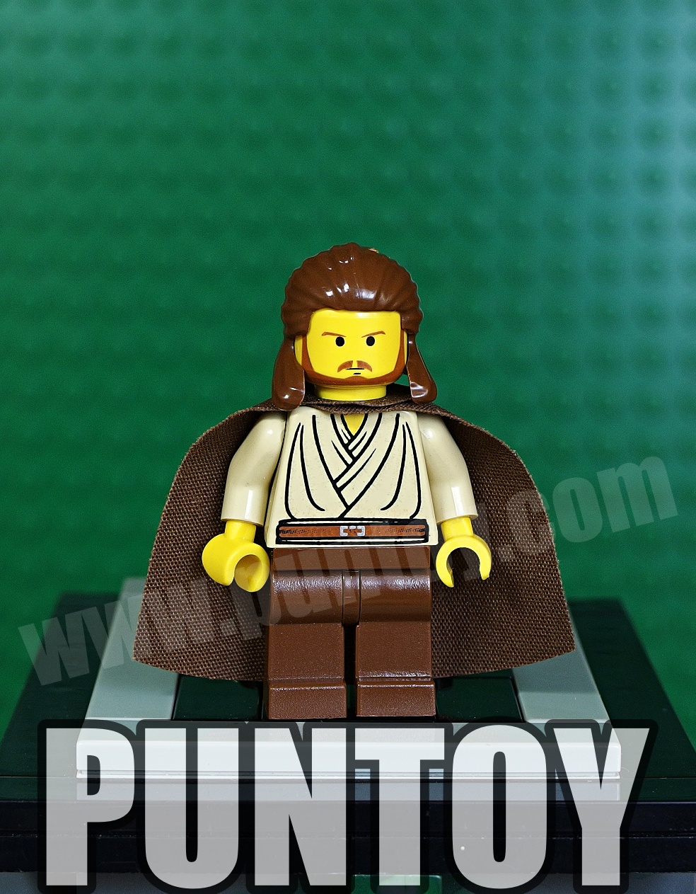 sw0027: Qui-Gon Jinn รุ่นเก่าหัวสีเหลือง
