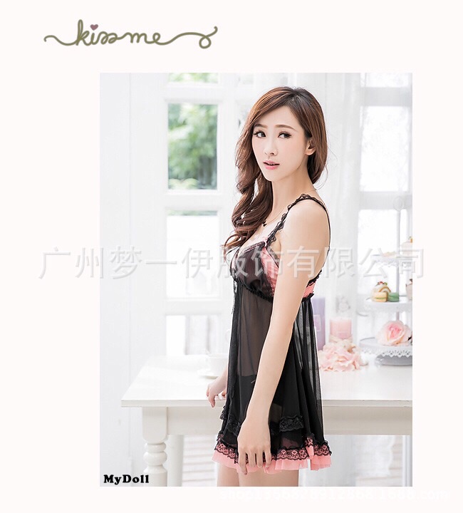 ชุดนอน ซีทรู เกรดPremium สินค้าส่งออกญี่ปุ่น สี ดำ แต่งซับสีชมพูอ่อน ช่วงอกและชาย แต่งระบายขอบทั้งชุด เนื้อผ้าหรู คุณหนูตามภาพเลยคะ +กางเกงในแต่งระบายสุดหรูเข้าชุดคะ ขนาดFree Size