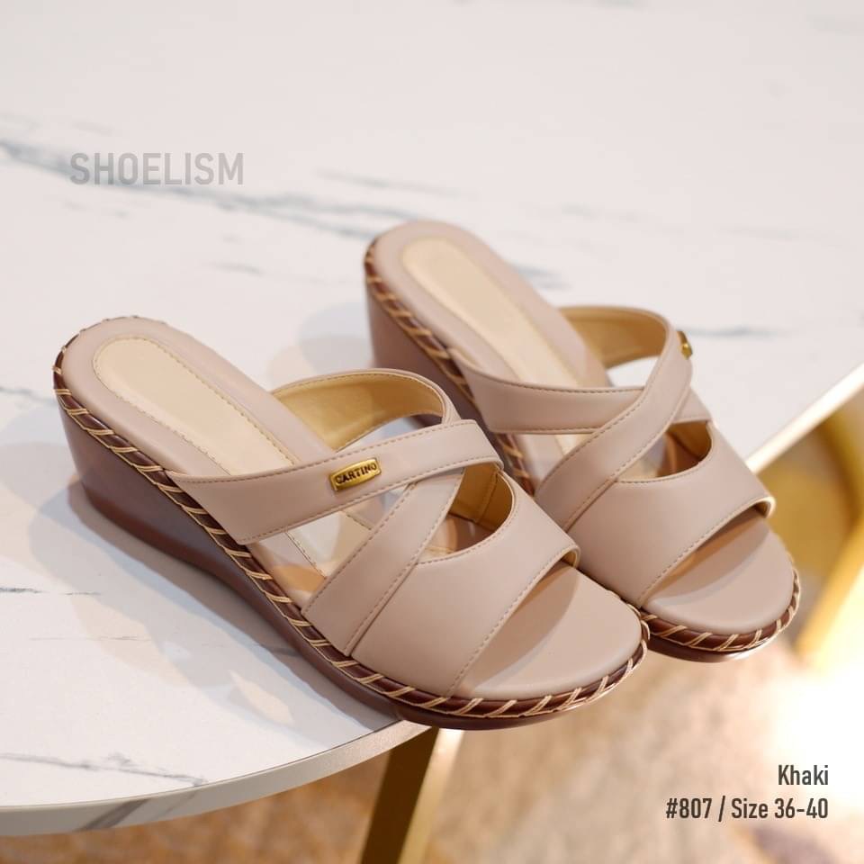 สวยและดีเชิญทางนี้เลยจ้า รองเท้าลำลอง หนังพียูนิ่มมาก ใส่ง่าย เดินสบาย รองเท้าเพื่อสุภาพ ที่ใครๆตามหา ต้องมีรุ่นนี้เลยจ้า