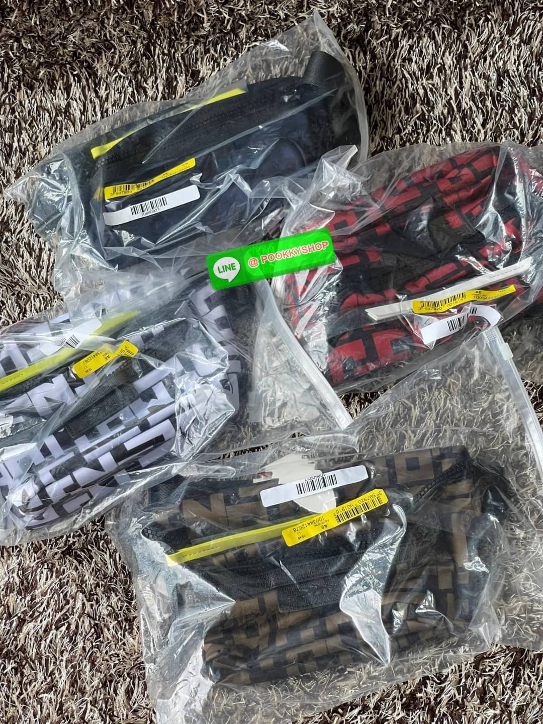 💕LONGCHAMP LE PLIAGE LGP BELT BAG M เท่ห์อย่างมีสไตล์กระเป๋าทรงคาดอกและคาดเอวดีไซน์แนวสปอร์ต เพิ่มความโดดเด่นทันสมัยด้วยลายซิกเนเจอร์ มีช่องซิปที่ใช้งานง่ายช่วยให้คุณหยิบใช้สิ่งของจำเป็นได้อย่างสะดวกและง่ายดาย และผสานสายรัดแบบปรับได้เข้ากับหัวเข็ม