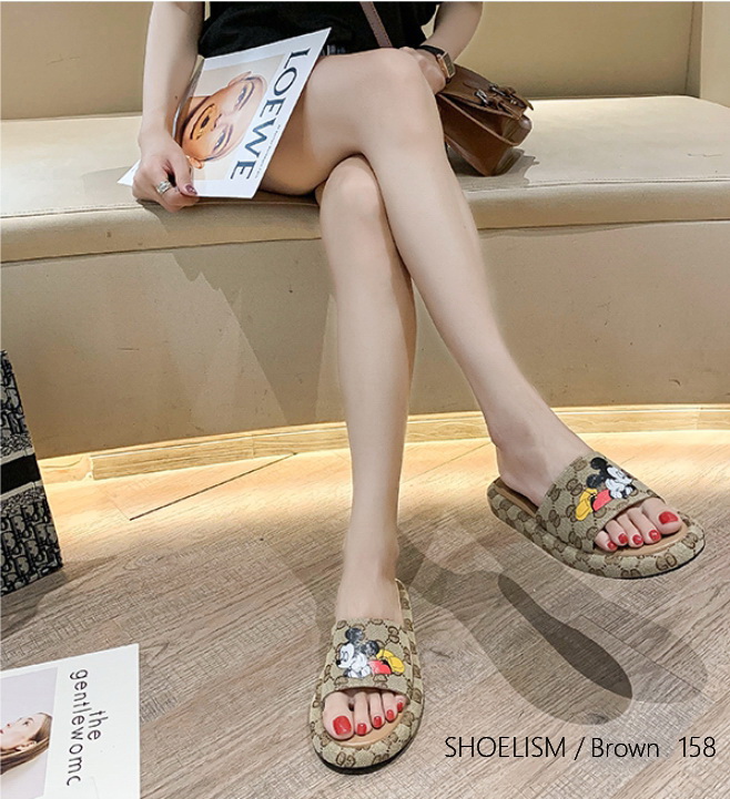 รองเท้าแตะทรงสวม มิกกี้สุดฮิต หนังสวย น่ารักมาก หนังนิ่มน้ำหนักเบาใส่กับยีนส์ก็สวย กระโปรงก็เก๋ ใส่สบาย แมทสวยได้ทุกชุด