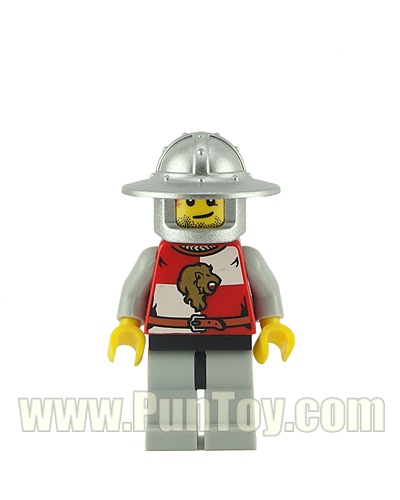cas513: Kingdoms - Lion Knight Quarters, Helmet with Broad Brim, Crooked Smile and Scar (Chess Pawn)