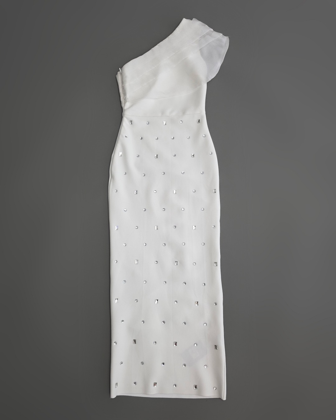 เดรสแฟชั่น เดรสเสื้อไหล่เดียว กระโปรงยาวทรงเข้ารูป