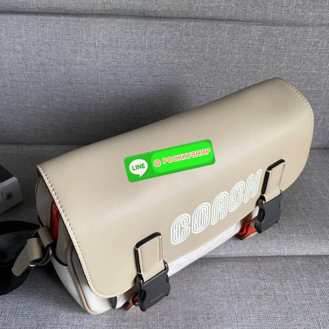 COACH TRACK CROSSBODY IN COLORBLOCK SIGNATURE CANVAS WITH COACH PATCH (C6657) 🛍🛍กระเป๋าสะพายทรงแมสเซ็นเจอร์ ทรงสวยรุ่นที่ต้องมีติดตัวคะหนุ่มๆ จุของได้เยอะมากแบ่งเป็นสัดเป็นส่วน วัสดุหนังแคนวาสสลับหนังแท้ กระเป๋ามีตัว ล็อค มีซิปด้านใน ด้านห