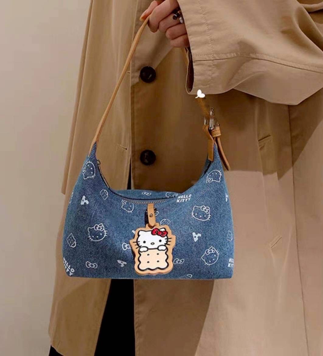 กระเป๋า kitty น่ารักมาก สาวกคิตตี้ห้ามพลาดเลย งานเกรดพรีเมี่ยมสุดๆ