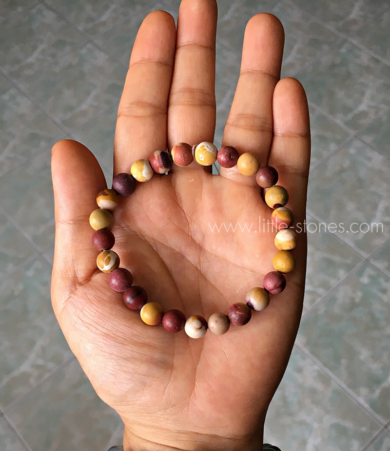++ Mookaite - มูไคท์ แบบขัดด้าน เม็ดกลมขนาดประมาณ 8 mm ++