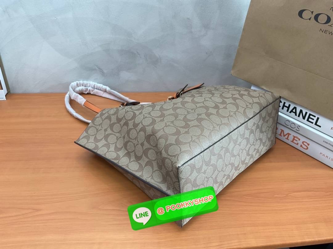 🚚 พร้อมส่ง 🚚 Restock!! รุ่นขายดีที่สุด มากี่รอบก็ขายดีหมดไวทุกรอบ💕 COACH F1665 MOLLIE TOTE IN SIGNATURE CANVAS กระเป๋าสะพายไหล่ Coach ทรง Shopping รุ่นใหม่ คุณภาพดี หนัง pvc หนังนิ่ม ทรงสวย คลาสสิก รุ่นฮิตตลอดกาล ไม่ตกเทรน ภายในแยก