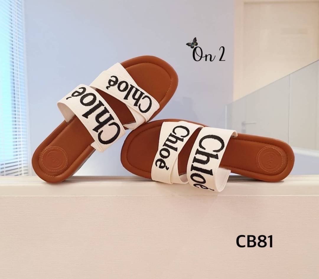 รองเท้าแตะChloé รุ่น Woody LOGO SLIDE SANDALรอบนี้งานเป็นส้นหนาสูง: 1.5" งานจริงใส่สวยมากค่ะ งานปังไม่ไหว งานสวม พื้นปั้ม ผ้านิ่ม ตราโลโก้ สวยมากกกก ก.ล้านตัว