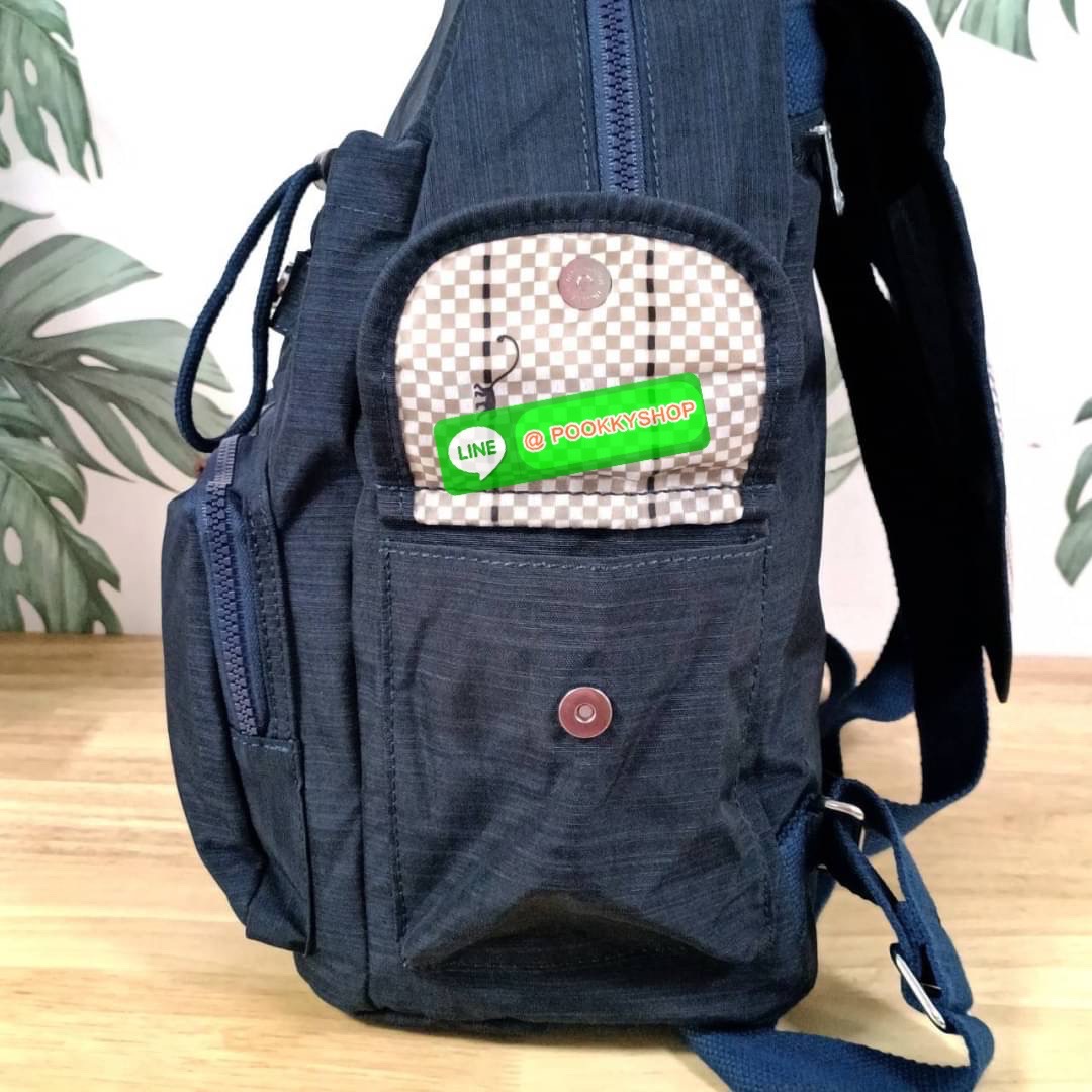 Kipling City Pack Medium Backpack กระเป๋าเป้ Kipling ขนาดกลาง วัสดุ Polyester 100% มีหูหิ้วด้านบน -ด้านหลัง มีซิปหลัง 1ช่องลึก -ด้านข้างมีช่องใส่ของเล็กน้อยทั้ง 2 ด้าน เปิด-ปิด ด้วยกระดุมแม่เหล็ก -ด้านหน้ามีช่องซิปใส่ของแยก 1 ช่อง และ ช่องปรับขนาดด้วยสายล