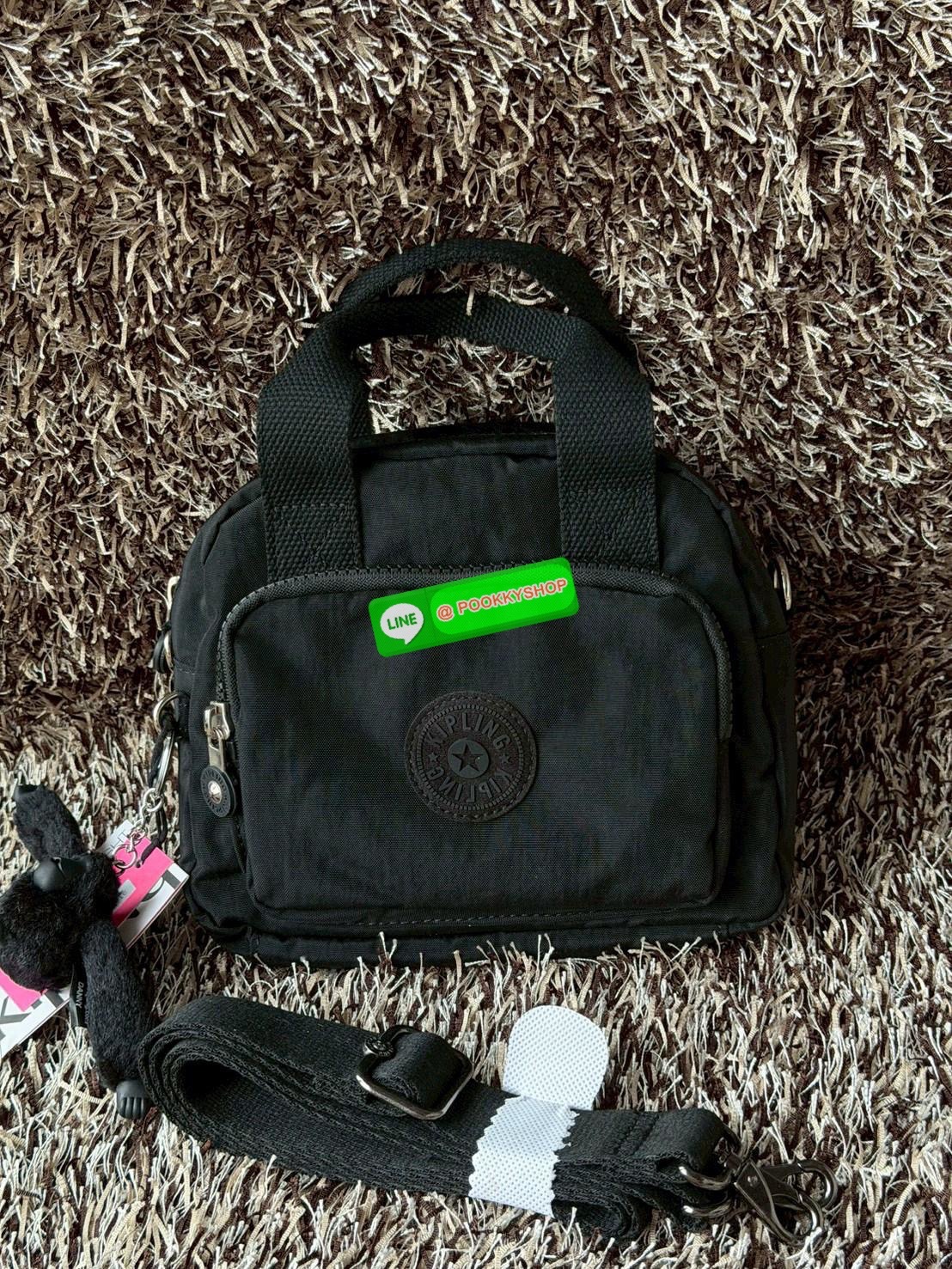 💕Kipling Unisex Shoulder Bag Defea กระเป๋าสะพายข้าง Defea Mini ที่ตอบโจทย์ทุกวันของคุณ ไม่ว่าคุณจะออกไปทำธุระประจำวัน หรือพบปะกับเพื่อนฝูง Defea Mini เป็นกระเป๋าที่น่ารักและน้ำหนักเบา ที่สุดในคอลเล็กชัน