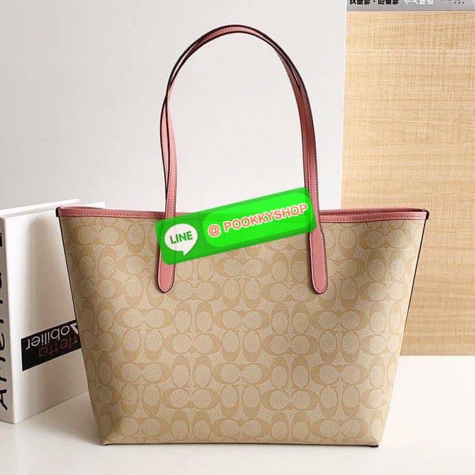 Coach DISNEY X COACH CITY TOTE IN SIGNATURE CANVAS WITH PATCHES (COACH C3724) IM/LIGHT KHAKI MULTI