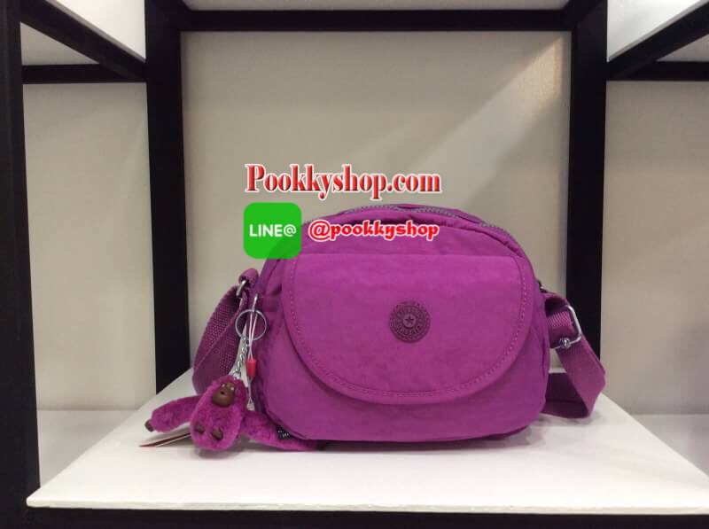 พร้อมส่ง New Arrival Kipling nylon shoulder bag 2017 ( K15313 ) >>พร้อมส่งค่ะกระเป๋าสะพายข้างรุ่นใหม่ล่าสุด วัสดุไนล่อน กันน้ำ บุด้วยนวมที่ฐานกระเป๋าเพิ่มความนุ่มค่ะ >>รูปทรงสวย ขนาดกระทัดรัด มีช่องกระเป๋าด้านหน้าใส่ของจุกจิกหนึ่งช่องค่ะ >&