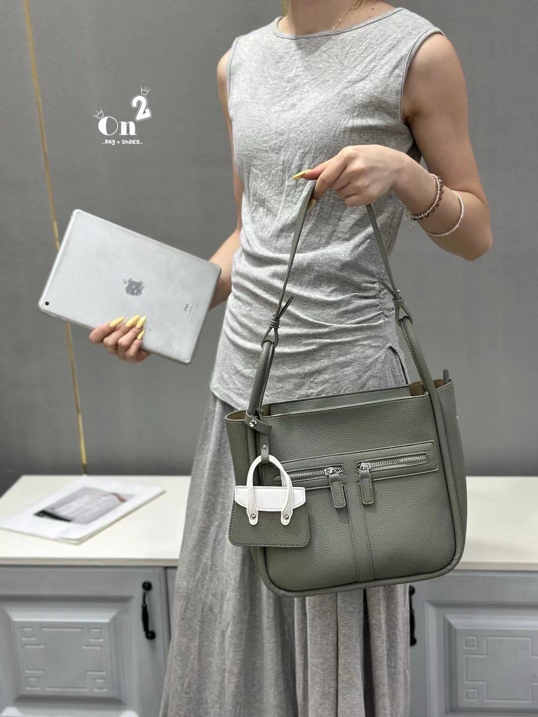 📣 Brick ซิปคู่ PU Bag 🔥 ▪️กระเป๋าสะพายไหล่ &สะพายข้าง วัสดุเป็นหนัง PU มีสายยาวให้ 1เส้น ทรงสวยมากก❤️