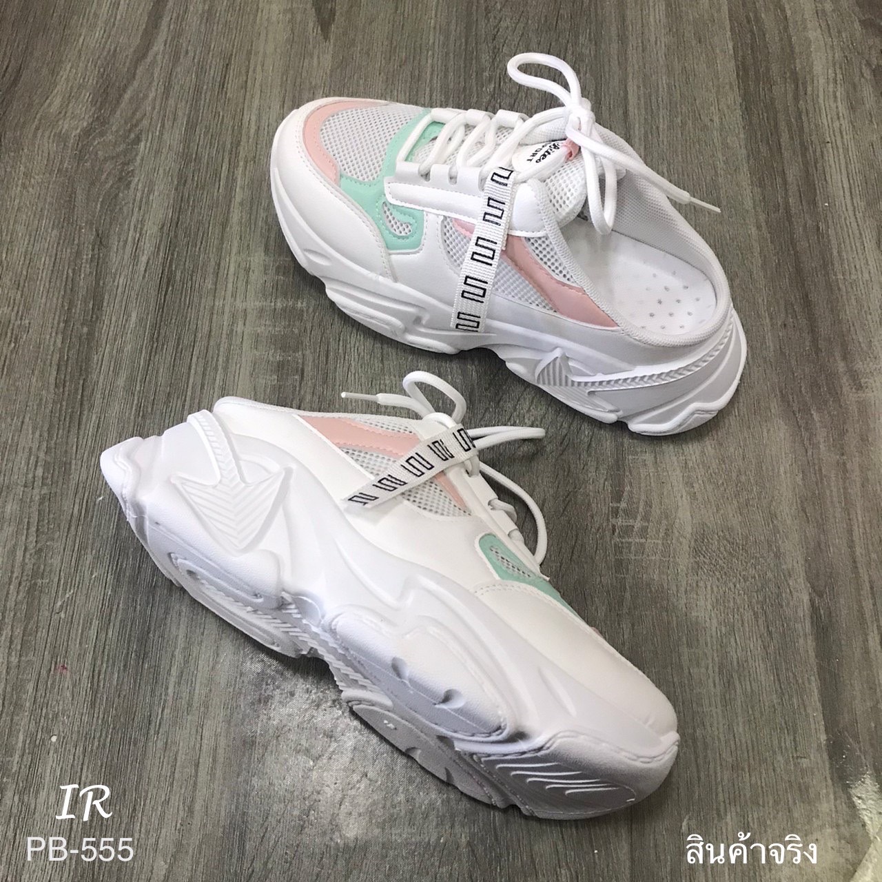 แบบขายดีมาก!!! พร้อมส่ง งานนำเข้า ผ้าใบโกงความสูงแบบสวมเปิดส้นใส่ง่ายมากค่า พื้นนิ่ม รองพื้นถอดได้ สูง 1.5 นิ้ว งานดี ใส่สวย การันตีจ้า