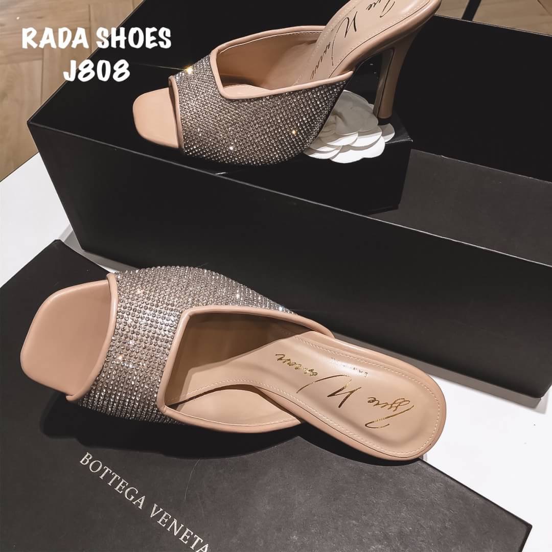 2020 New Shoes ... รองเท้าส้นเข็มวิบวับ พร้อมส่งรองเท้า ... รองเท้าส้นเข็มวิบวับ หน้าเพชร ใส่เซ็กซี่สุดๆ งานส้นเข็มสูง 2 นิ้ว เก็บทรงเท้า ชอบสั่งเลย มาไม่เยอะจ้า