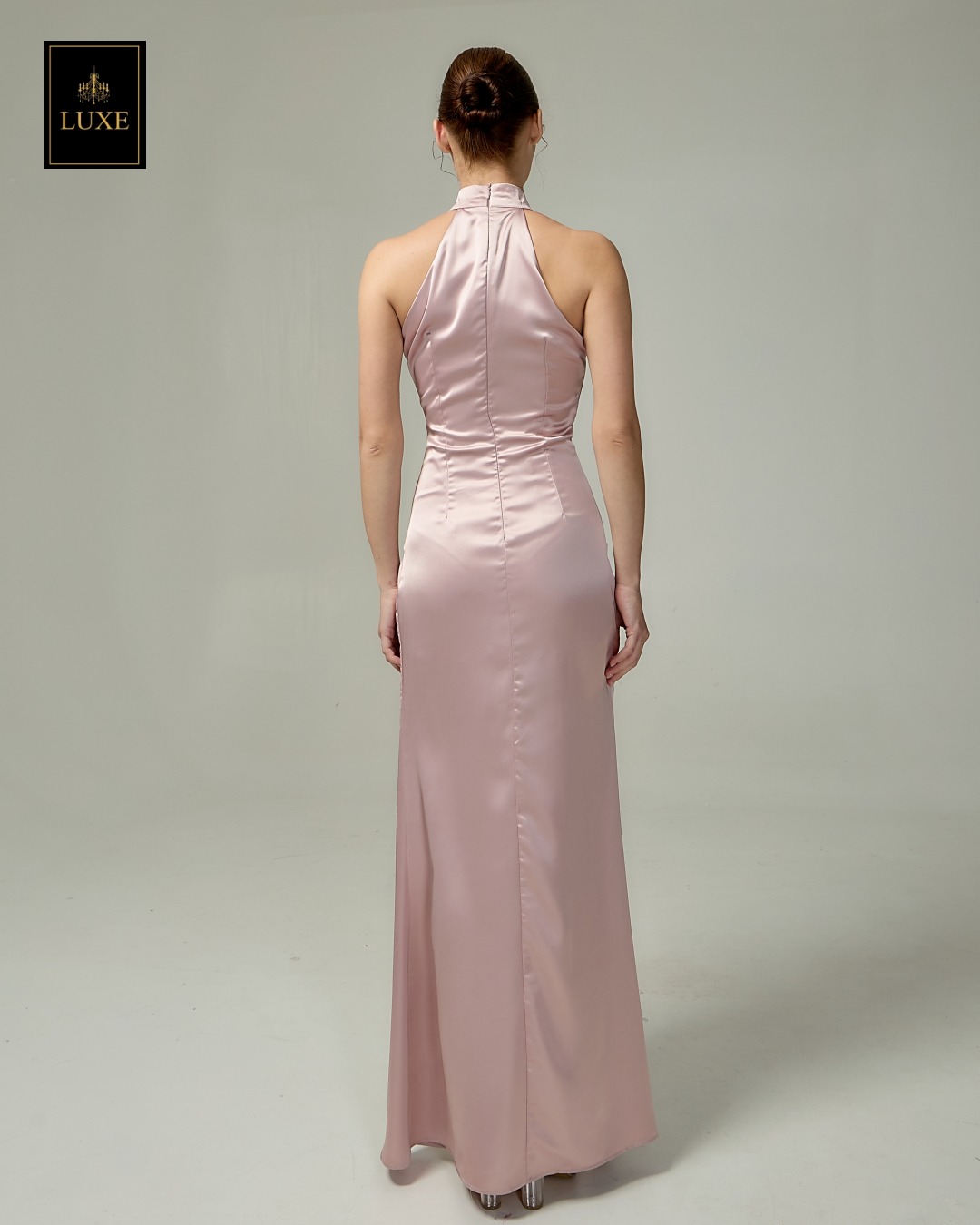 เดรสแฟชั่น แม็กซี่เดรสเสื้อคอกลมแขนกุด กระโปรงผ่าหน้าขา