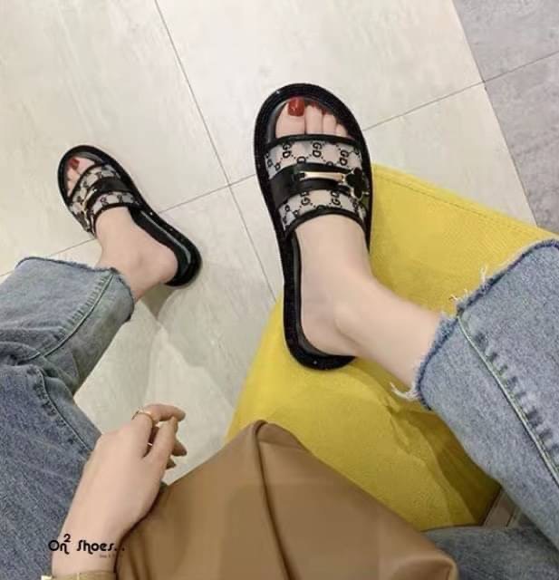 แบบสวยพร้อมส่ง รองเท้าแตะตาข่ายโปร่งใส 3สี มีเส้นคาดหน้า พื้นนิ่มนิยมมาก ใส่สบาย