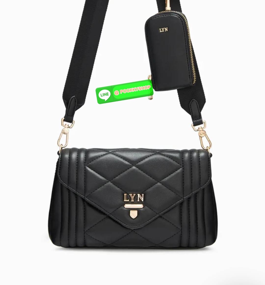 กระเป๋า Lyn สะพายข้าง คอลเล็คชั่นใหม่ มีใบลูกด้วยนะคะ สายสะพาย sport สามารถปรับระดับได้ค่ะ ด้านในใบแม่แบ่งเป็น 2 ช่องใช้งาน