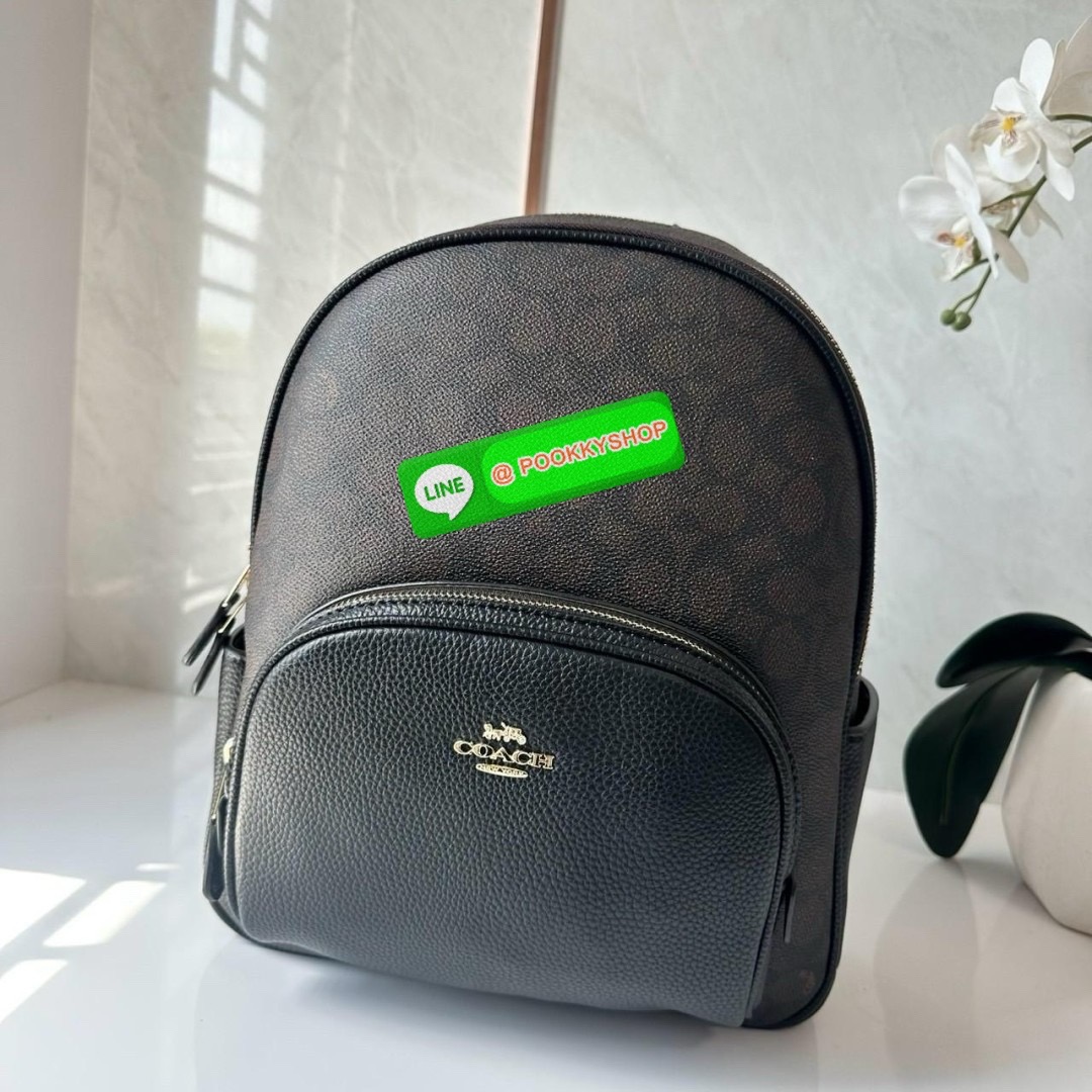 Coach Court Backpack In Signature Canvas 🔖กระเป๋าเป้สะพายหลัง ขนาดกำลังดี สะพายได้ทุกโอกาส 🔖วัสดุ : หนังแคนวาส ตัดหนังแท้ 🔖เปิด-ปิดแบบซิป ด้านในมีกระเป๋าซิปและกระเป๋าอเนกประสงค์ ปิดด้วยซิปคู่ มีซับในผ้า มีช่องซิปด้านนอก 🔖สา