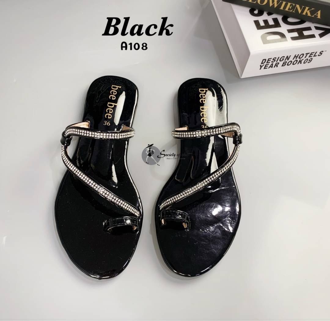 สวยจึ้ง ราคาน่าคบอีกแล้วแม๊!!!! ❤️ เด่นทุกสี สวยดูแพง แซงงานแบรนด์ หนังกระจกประดับเพขรขับผิว ใส่ออกมาโดดเด่น งานดีมากกกแม่! สวยเกินราคาเกินปุยมุ้ยยยย😍