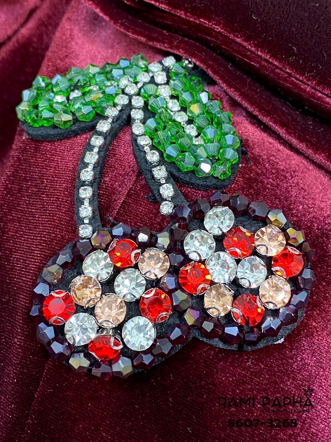 เดรสแฟชั่น มินิเดรสเนื้อผ้าสไตล์กำมะหยี่เนื้อดี นุ่มมากคะ สีสันสวยสดใส