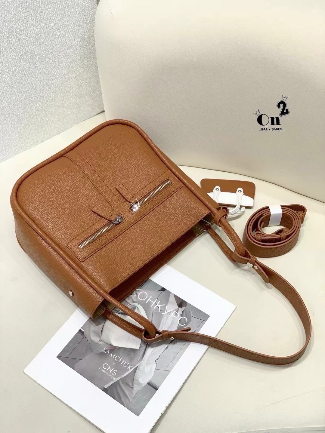 📣 Brick ซิปคู่ PU Bag 🔥 ▪️กระเป๋าสะพายไหล่ &สะพายข้าง วัสดุเป็นหนัง PU มีสายยาวให้ 1เส้น ทรงสวยมากก❤️