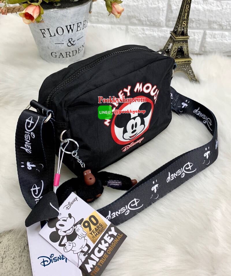 New arrival Kipling Mickey Plus Veni Crossbody Bag >>kipling factory oem HK ✔️1ในคอลเลคชั่น 90 ปี มิคกี้เม้าส์ ค่ะ ✔️พร้อมส่งที่ไทย ไม่ต้องรอพรี !! ✔️กระเป๋าสะพายครอสบอดี้ร์//สะพายข้าง ใบขนาดกำลังดี น่าใช้มากๆค่ะ ✔️แต่ละส