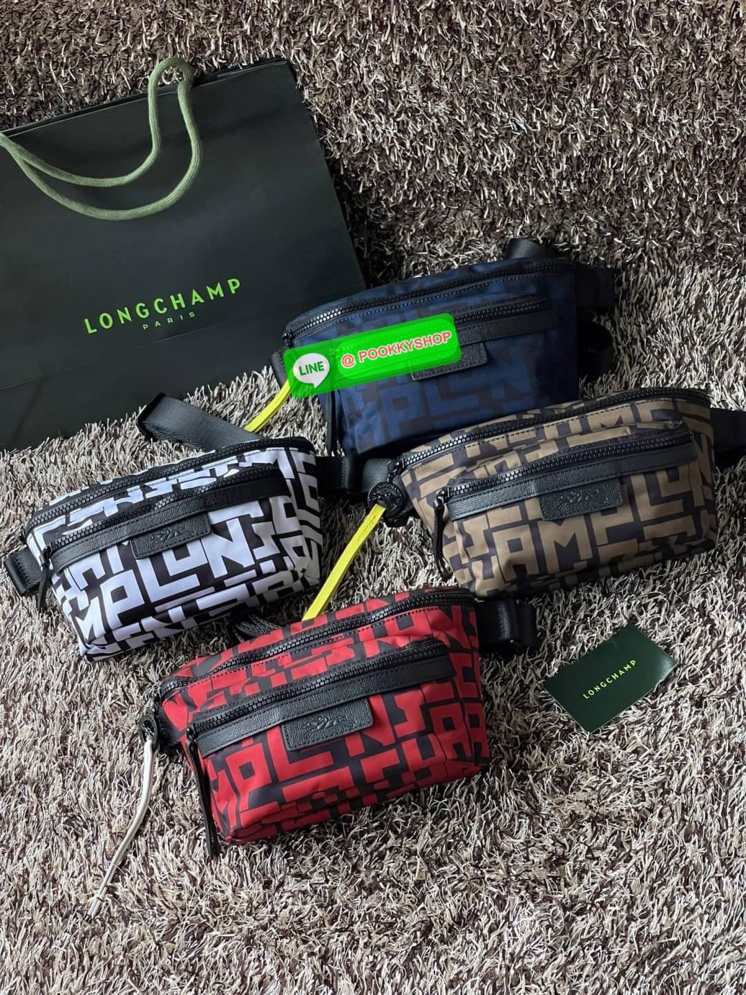 💕LONGCHAMP LE PLIAGE LGP BELT BAG M เท่ห์อย่างมีสไตล์กระเป๋าทรงคาดอกและคาดเอวดีไซน์แนวสปอร์ต เพิ่มความโดดเด่นทันสมัยด้วยลายซิกเนเจอร์ มีช่องซิปที่ใช้งานง่ายช่วยให้คุณหยิบใช้สิ่งของจำเป็นได้อย่างสะดวกและง่ายดาย และผสานสายรัดแบบปรับได้เข้ากับหัวเข็ม