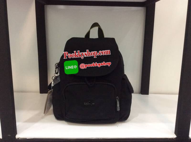 พร้อมส่ง Kipling k23525 casual lightweight waterproof backpack nylon shoulder bag รายละเอียด: KIPLING NYLON CITY BACKPACK กระเป๋าเป้สไตล์ลำลอง วัสดุ Nylon + Polyester น้ำหนักเบา มีหูหิ้ว มีช่องซิปใส่ของด้านหน้า 1 ช่อง ช่องใส่ของด้านข้าง 2 ฝั่ง เปิด-ปิดกระ