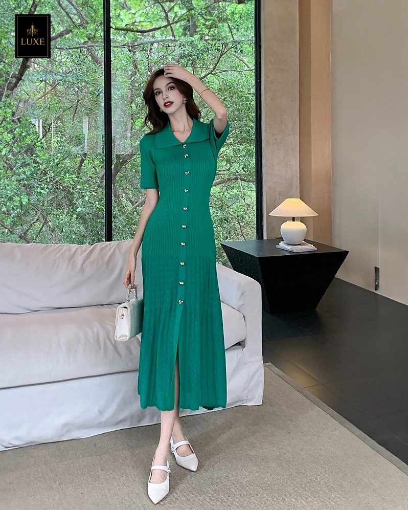 เดรสแฟชั่น เดรสเชิ้ต เสื้อคอปกแขนสั้น กระโปรงบานลอนอัดพลีท ความยาวคลุมเข่า