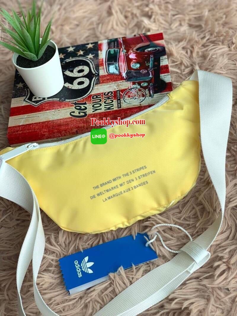💕Adidas Originals กระเป๋า Funny Bum Bag (DV0224) กระเป๋าสะพายคาดอกหรือคาดเอวสไตล์สปอร์ต วัสดุNylon Polyester น้ำหนักเบา ใช้งานง่ายสะดวก มีช่องซิปใช้งาน2ช่อง ทั้งด้านหน้าและด้านหลัง สายปรับได้ยาวถึง105cm ดีเทลสวยๆเป็นโลโก้ปักลายแบรนด์แบบตัวนูนด้านห