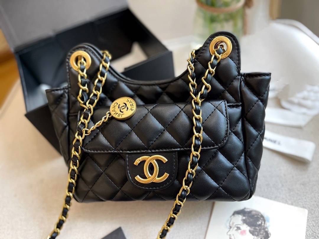 Chanel SMALL TOTE Lambskin