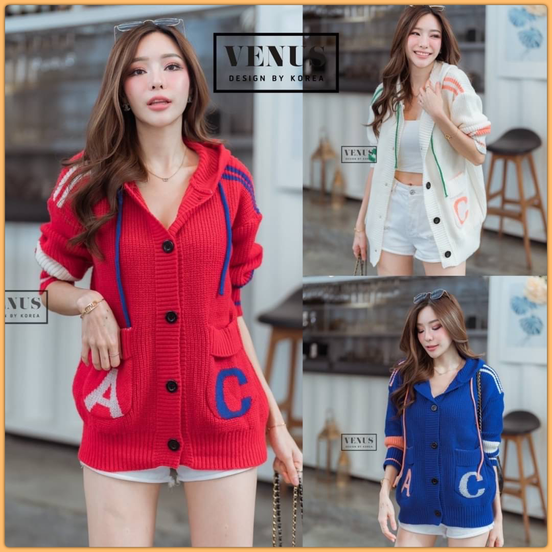 Restock 💙💙💙💙 I'm Lady By Venus เสื้อคลุมแขนยาวผ้าทอนุ่ม ด้านหลังแต่งฮูดอย่างดี งานถักสวยมากๆนะคะ สามารถใส่เป็นเสื้อคลุม หรือ เป็นเสื้อเดี่ยวๆก็น่ารักคะ