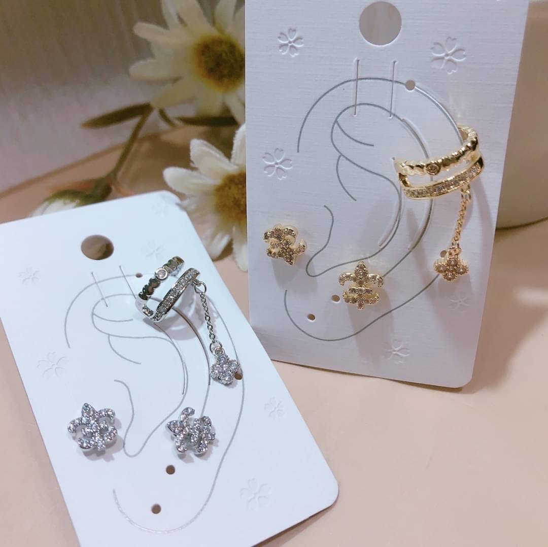 พร้อมส่ง ต่างหูSet เป็นแบบ earcub แบบหนีบคะ มาเป็นSet คุ้มมากนะคะ