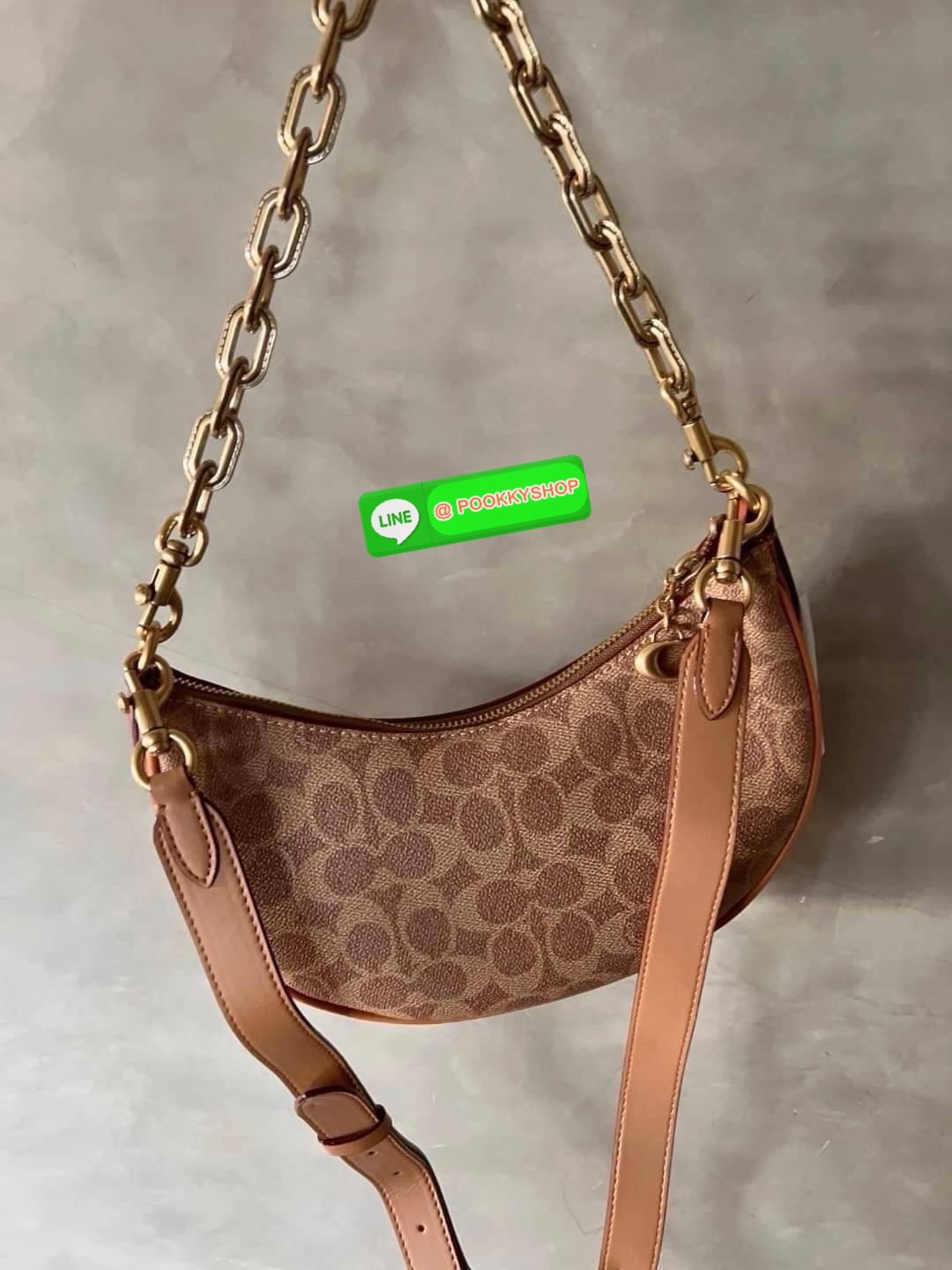 COACH MIRA SHOULDER BAG((CM582//583)) 💌เอาอะไรมาไม่คุ้ม ใบเดียวเอาอยู่ตลอดวันไม่ว่าจะตอนกลางวันหรือใช้ไปปาตีร์กลางคืน! หนังแท้อย่างดี นิ่มสวยคลาสสิคมากๆ