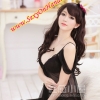 ชุดนอนเซ็กซี่ ชุดนอน ซีทรู สีดำ แต่งผ้าลูกไม้ที่หน้าอกและขอบชุดเป็นริบบิ้น สายเดี่ยวแบบเปิดไหล่ และสายคล้องไขว้ช่วงอกเพิ่มความเซ็กซี่ สายปรับชุดระดับได้ เนื้อผ้าหรู เกรดพรีเมี่ยม ทิ้งตัวมีน้ำหนัก หรูมากคะ