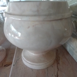 บาตรพระ หินอ่อน ขนาดสูง 22 เซนติเมตร กว้าง 23 เซนติเมตร