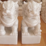 สิงโตปักกิ่ง ขนาดสูง 8 นิ้วกว้าง 3 นิ้ว ( 1 คู่ )