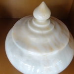 ผอบหินอ่อนขนาด ขนาดสูง 15 เซนติเมตร กว้าง 12 เซนติเมตร