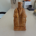 องค์แปีะกงขนาดสูง 7 นิ้ว กว้าง 4 นิ้ว หินอ่อน สีน้ำผึ้ง