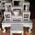 โต๊ะหมู่บูชาหินอ่อน 7 ชิ้น ฐาน กว้าง 84 เซนติเมตร ยาว 107 เซนติเมตร สูง 38 เซนติเมตร