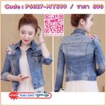 เสื้อผ้าแฟชั่นนำเข้า : แจ็คเก็ตยีนส์ พร้อมส่ง สีฟ้า แขนยาว คอปก แบบติดกระดุม แต่งลายปักดอกไม้ตรงหัวไหล่ด้านขวาเก๋ ยีนส์มีความยืดหยุ่นได้ค่ะ น่ารัก แฟชั่นมาใหม่สไตล์เกาหลี