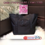 Must Have! Chanel Satin Shopping Bag กระเป๋าสะพายทรง ShoppingBag พรีเมี่ยมกิ้ฟ Limited Edition ของแท้นำเข้าจาก Chanel Perfume Counter ใบใหญ่วัสดุ SATIN ประดับคริสตัลสีดำโลโก้ CC สุดคลาสสิค ซับใน Polyester 100% เปิดปิดด้วยกระดุมแม่เหล็ก น้ำหนักเบา จุสุดๆ ส