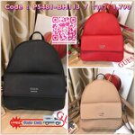 GUESS MINI BACKPACK BAG กระเป๋าเป้สะพายขนาดมินิ ซึ่งจัดว่าเป็น2way สามารถดึงสายสะพายออกมาให้เป็นสะพายไหล่หรือcrossbody วัสดุหนังsaffiano ด้านหน้ามี1ช่องเก็บของจุกจิก ช่องใหญ่เปิดปิดด้วยซิป ใส่มินิไอแพท กระเป๋าสตางค์ยาว ของจุกจิกได้อีกเยอะ ขนาดกำลังดีเลยที