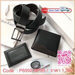 Calvin Klein Leather Belt & Wallet Set เซตสุดคุ้ม ซื้อ 1 ได้ ถึง 3 จะมอบเป็นของขวัญหรือใช้เองก็แนะนำเลยค่าา อุปกรณ์ : มาพร้อมที่ใส่บัตร + ที่เจาะรูเข็มขัด + ถุงกระดาษแบรนด์ + กล่องแบรนด์ + ห่วงเข็มขัด