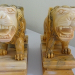 สิงโต เสริมฮวงจุ้ย 10 เซนติเมตร กว้าง 20 เซนติเมตร