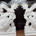 มังกรเยียบเมฆ สีขาว คู่ หินอ่อน ขนาด กว้าง 30 สูง 15 เซนติเมตร