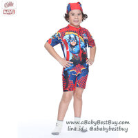 (size L)ชุดว่ายน้ำเด็กผู้ชาย Super Hero The Avengers - Captain America ชุดบอดี้สูทเสื้อแขนสั้นกางเกงขาสั้นซิบหน้า มาพร้อมหมวกว่ายน้ำและถุงผ้า สุดเท่ห์ ใส่สบาย ลิขสิทธิ์แท้ (สำหรับเด็กอายุ 7-8 ปี)