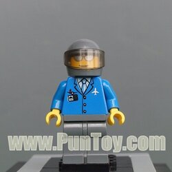 air041: พนักงานสายการบิน - ใส่หมวกกันนอก ใส่แว่นตากันแดด